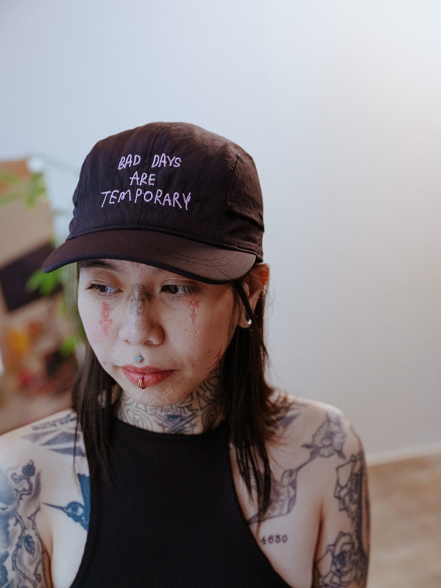 "Bad Days are Temporary" Sports Cap in Black
